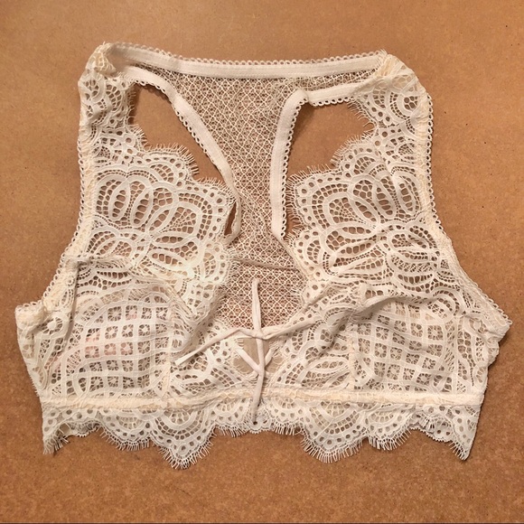 Laced Up Bralette - Picture 3 of 3